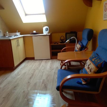 Gospodarstwo Agroturystyczne Ania I Filip Izabelin  Экстерьер фото